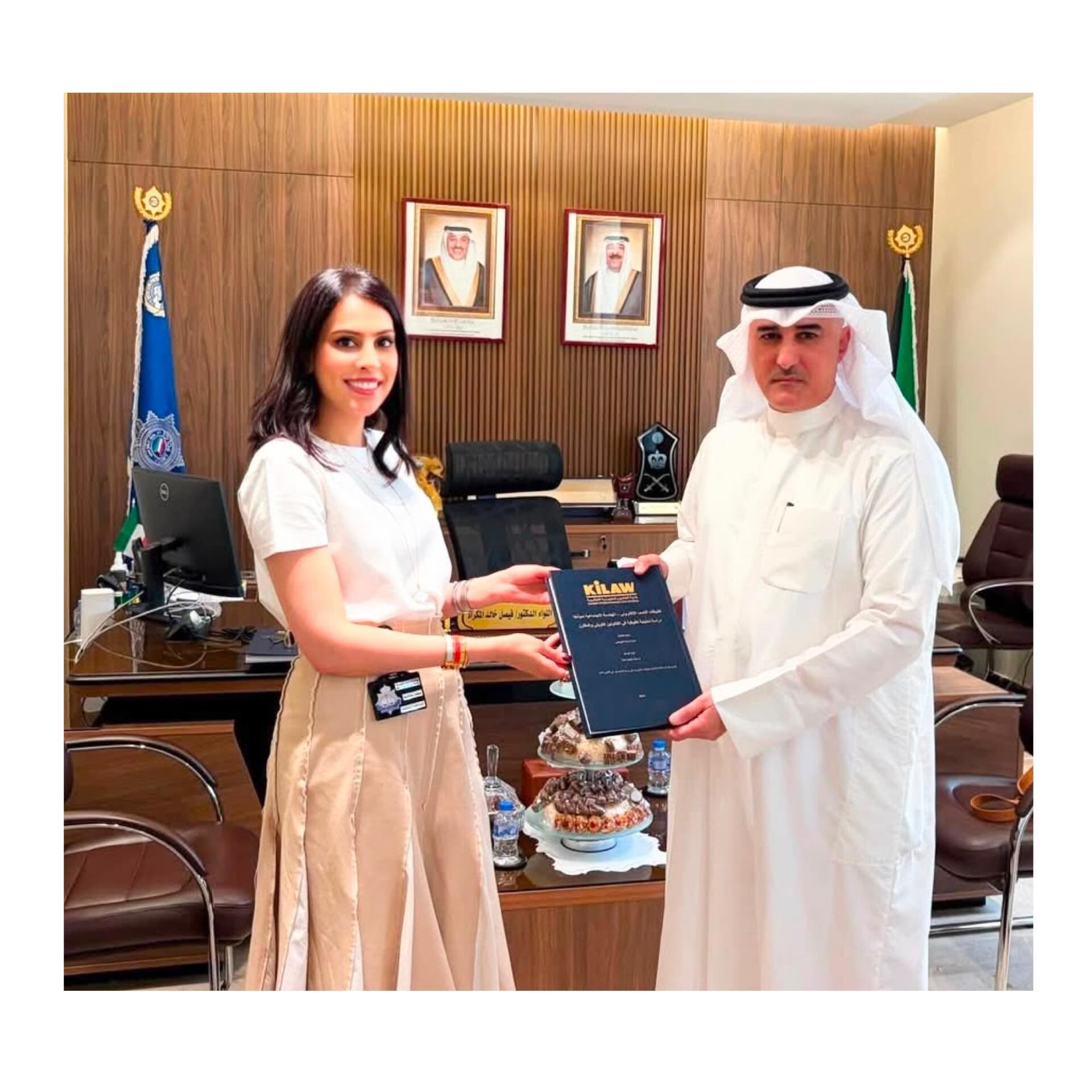 استقبال محققة حاصلة على درجة الماجستير في النصب الإلكتروني